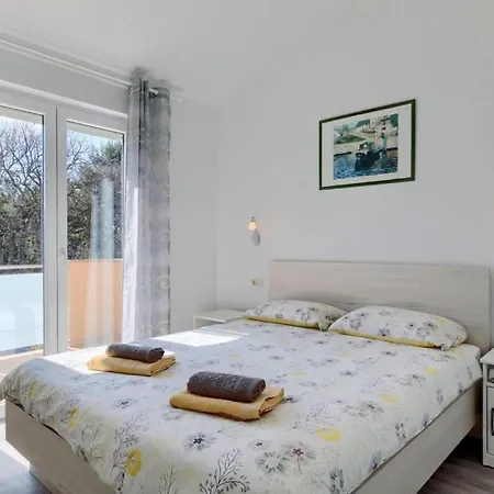 Vila Veronika Ii By Guide Vinkuran